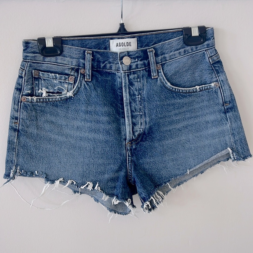 AGOLDE- Parker shorts mid-blue denim, size 25. Like New!